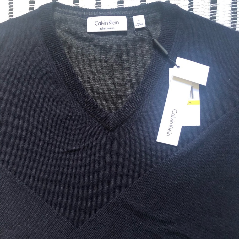 Brand New Calvin Klein Navy V-neck Sweater - M
